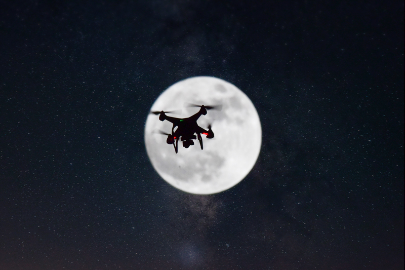 drone lune etoiles intro