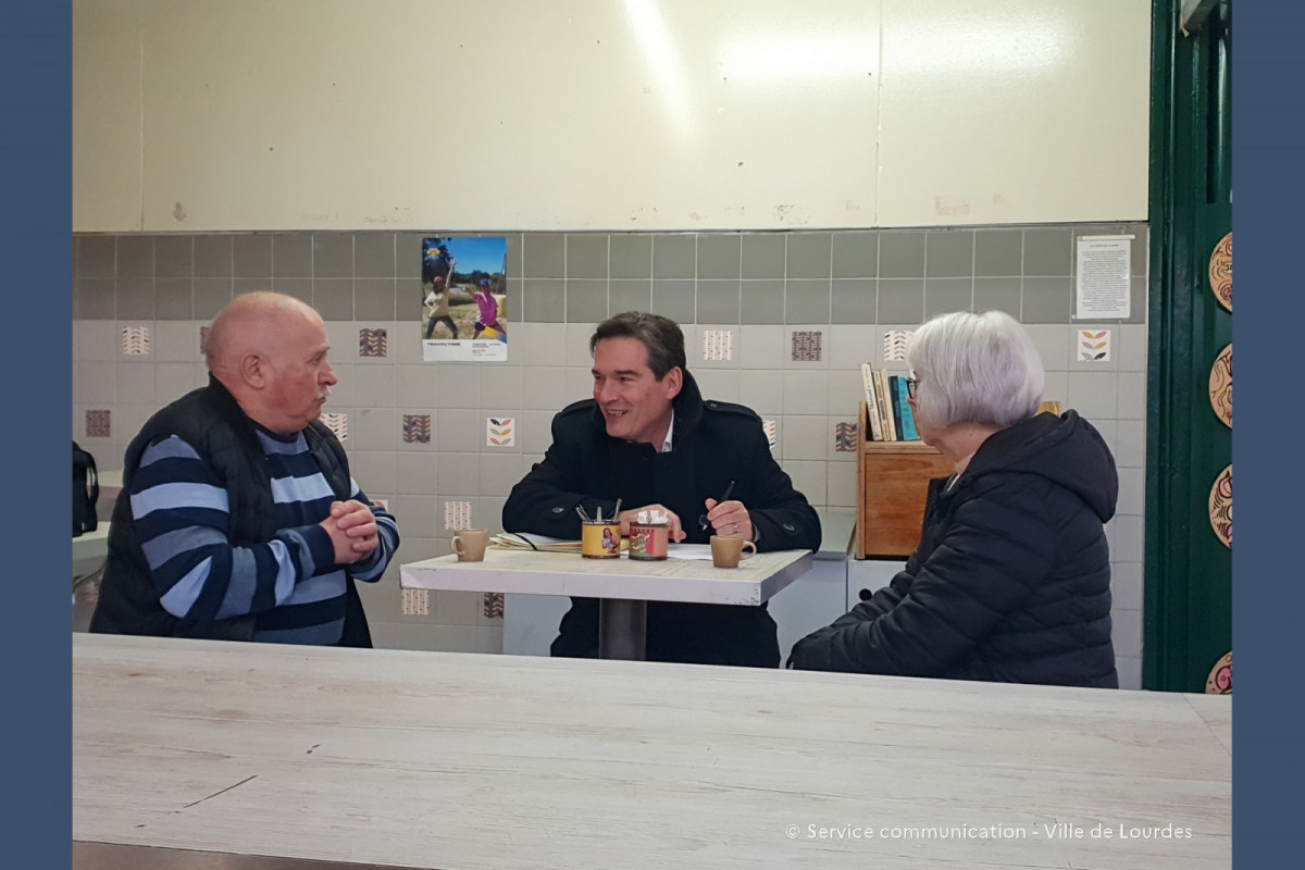 2024-02-01-Les-Cafes-du-Maire-aux-Halles-et-Marches-02