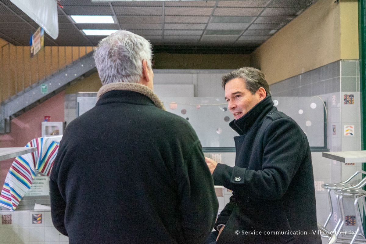 2024-02-01-Les-Cafes-du-Maire-aux-Halles-et-Marches-07