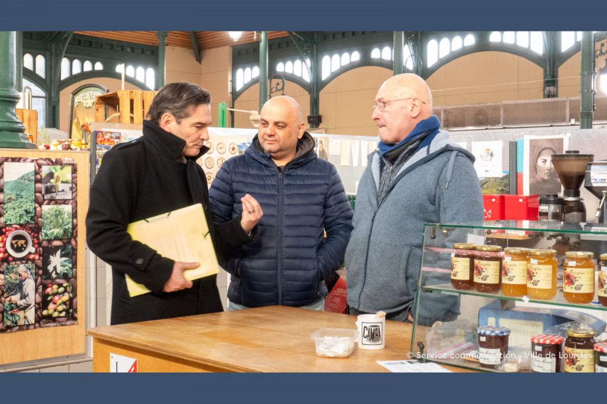 2024-02-01-Les-Cafes-du-Maire-aux-Halles-et-Marches-16