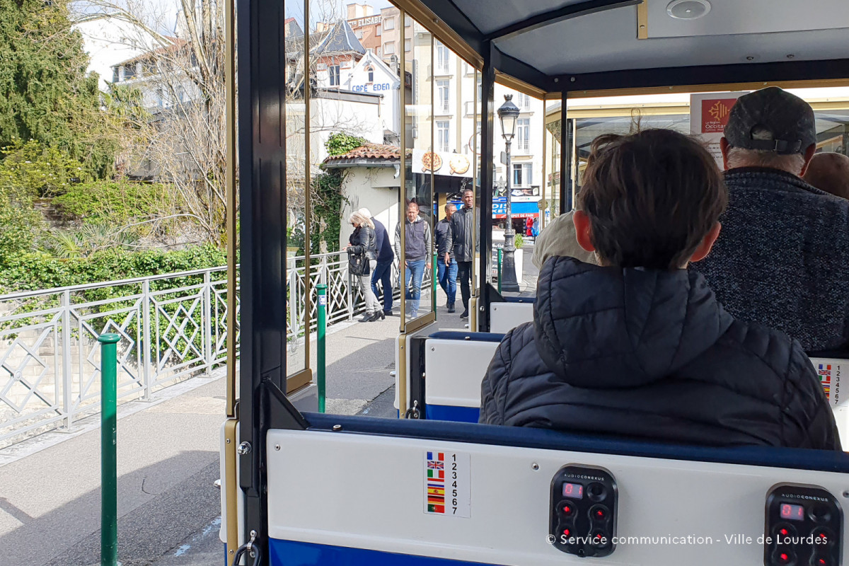 2024-03-27-Trajet-en-Petit-Train-Triple-anniversaire-07