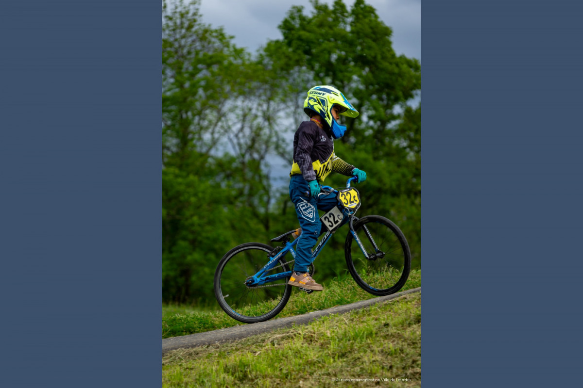 2024-05-03-BMX-12-redim-droppics