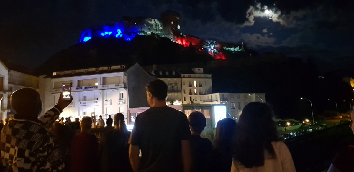 Lourdesillumchateau2019326