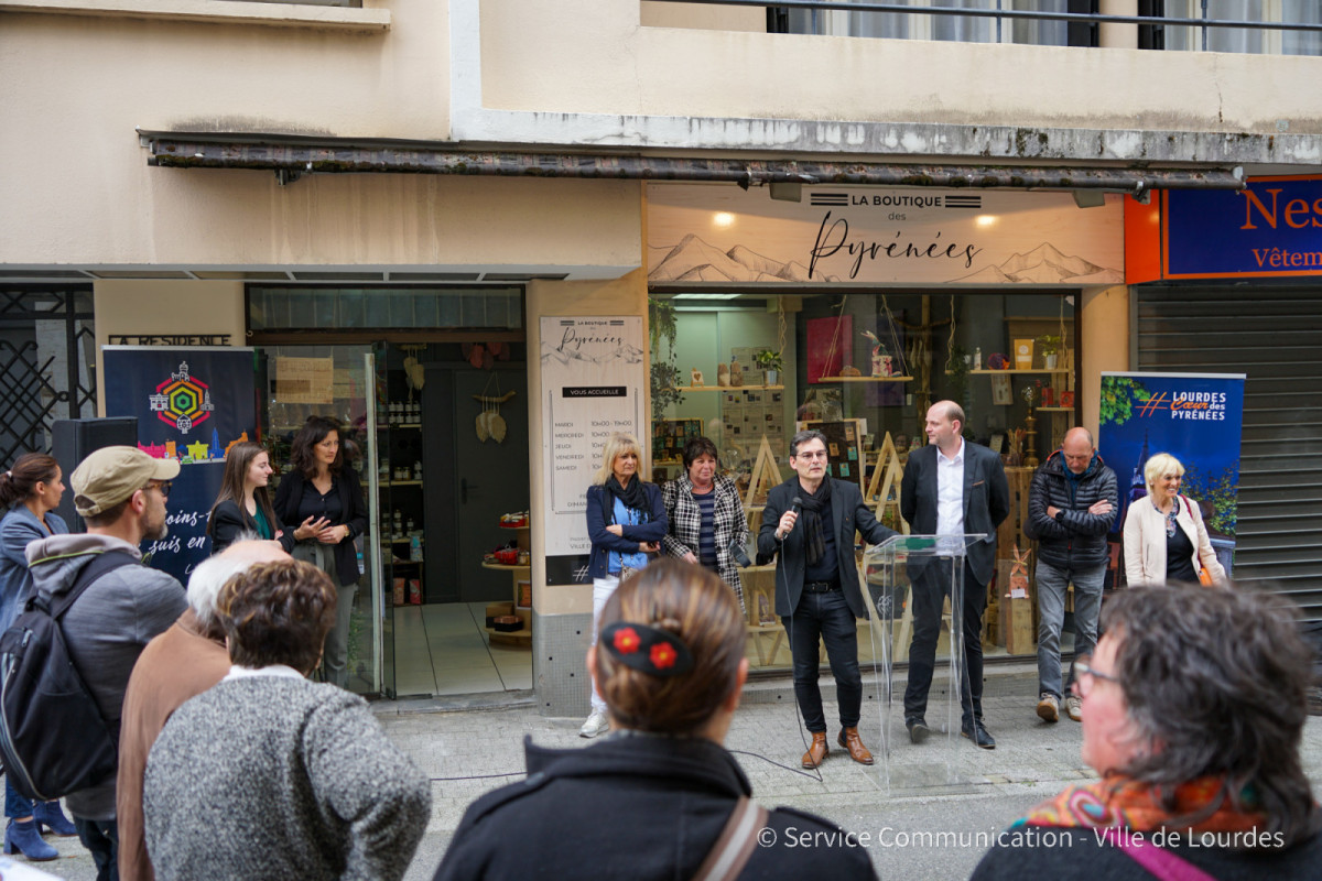 2022-04-27Inauguration-Boutique-Pyrenees-service-communication-ville-de-lourdes--5