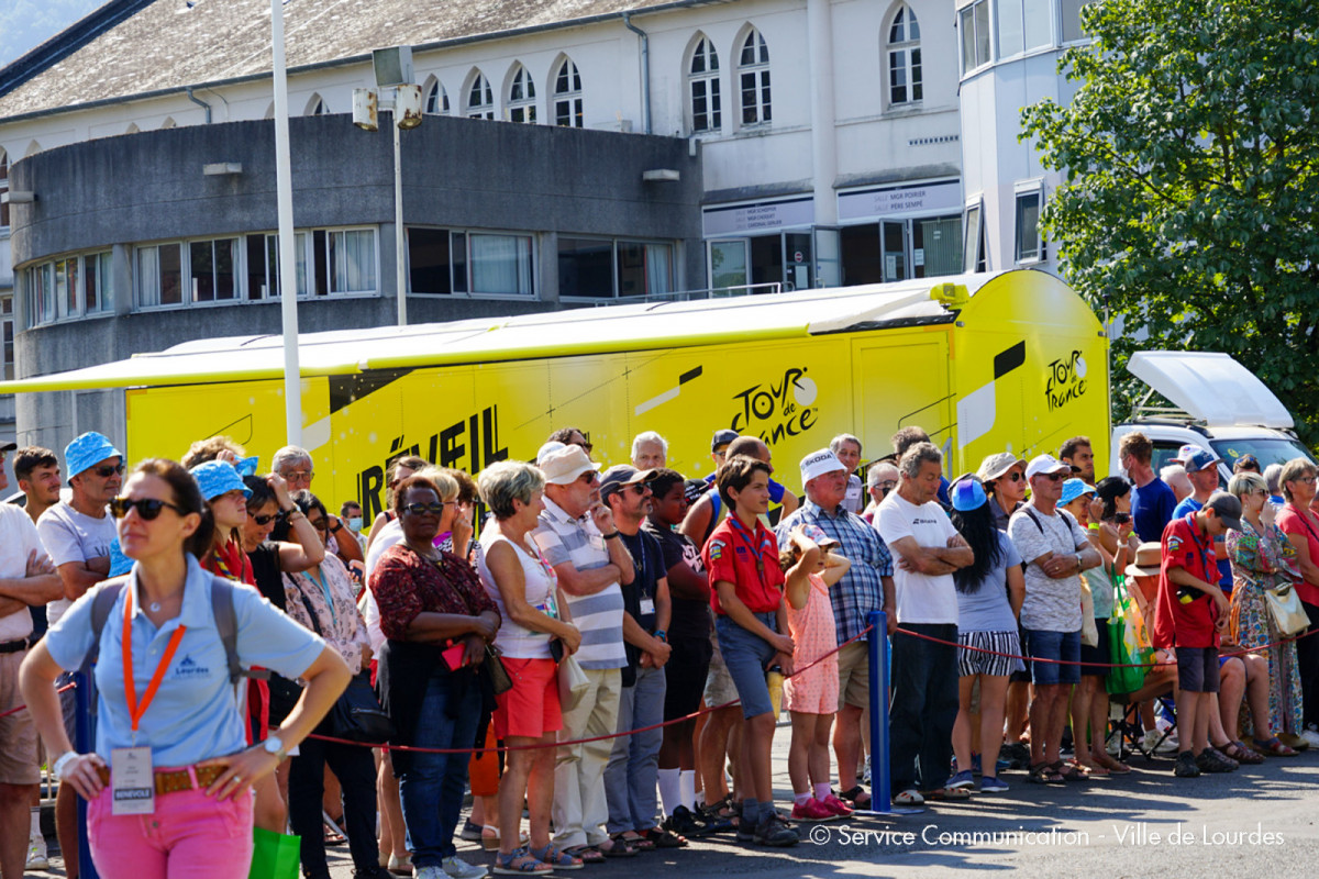 2022-07-21-Village-Depart-TDF-2022-Lourdes---Service-communication-ville-de-Lourdes-11