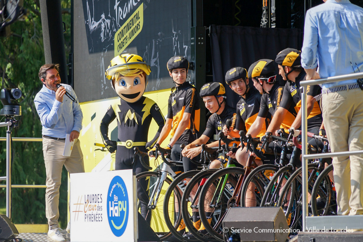 2022-07-21-Village-Depart-TDF-2022-Lourdes---Service-communication-ville-de-Lourdes-16