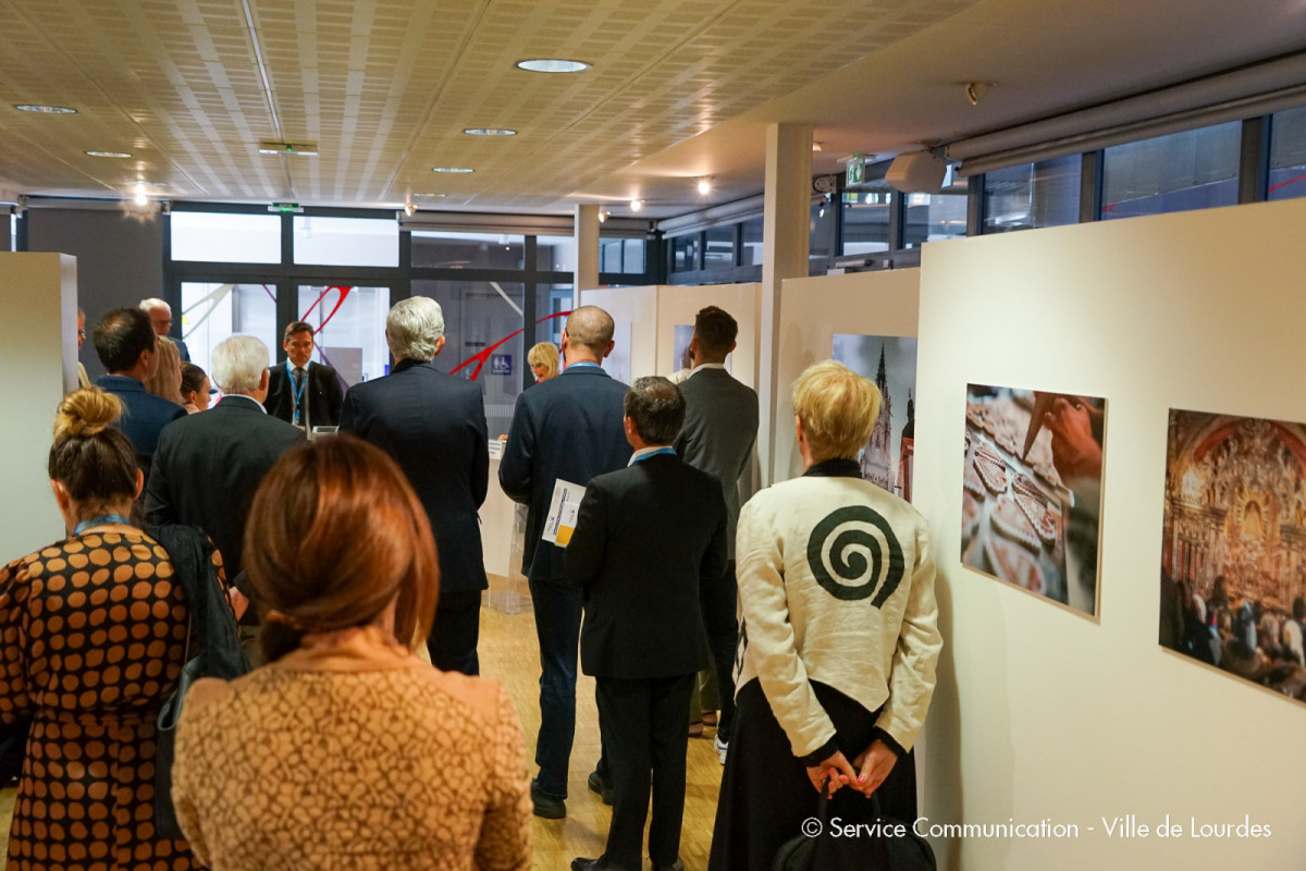 2022-09-21-Vernissage-Expo-Shrines-of-Europe-c-Service-communication-Lourdes-3