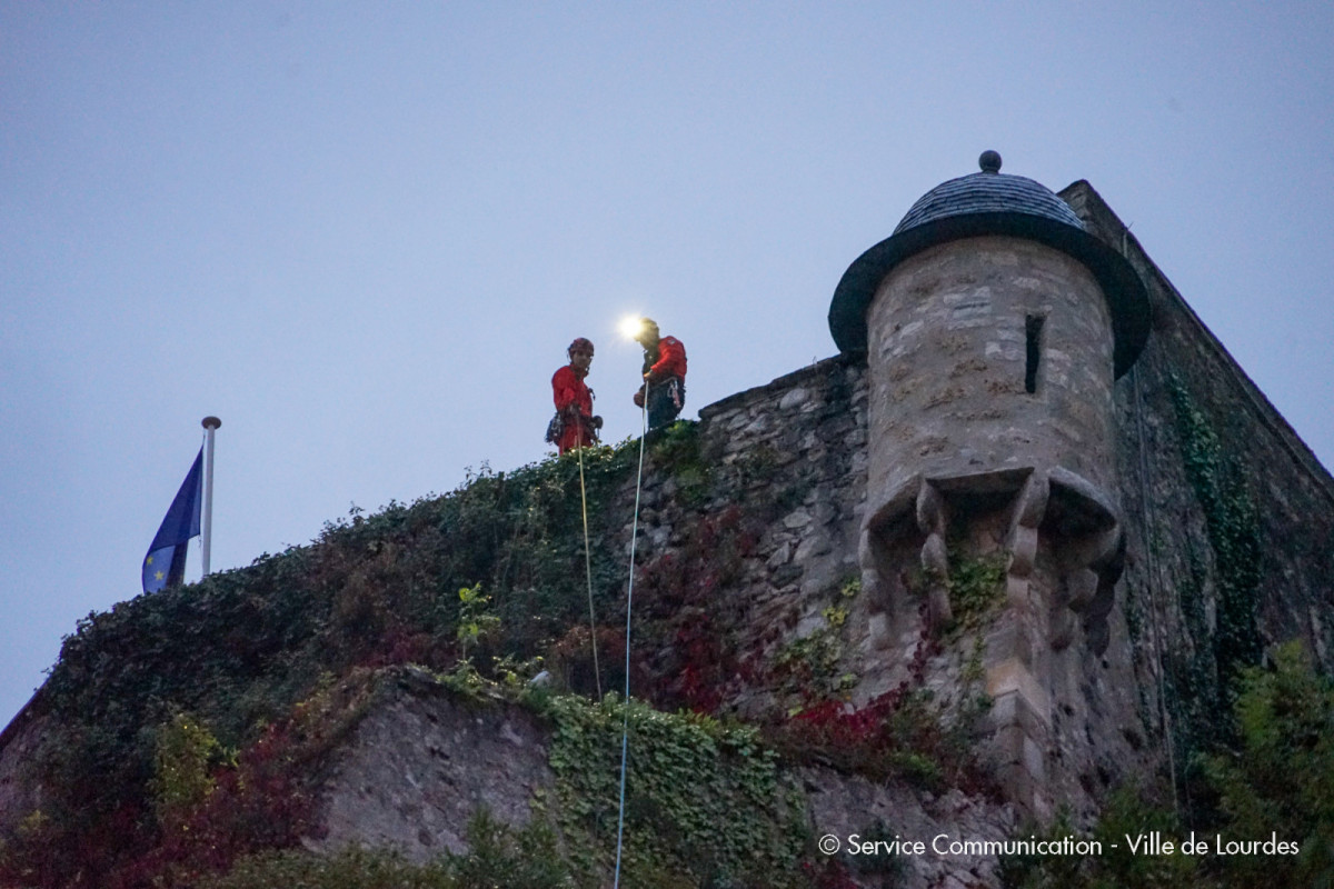 2022-09-29-Exercice-Pompiers-Lourdes-Chateau-c-Service-communication-Lourdes-05