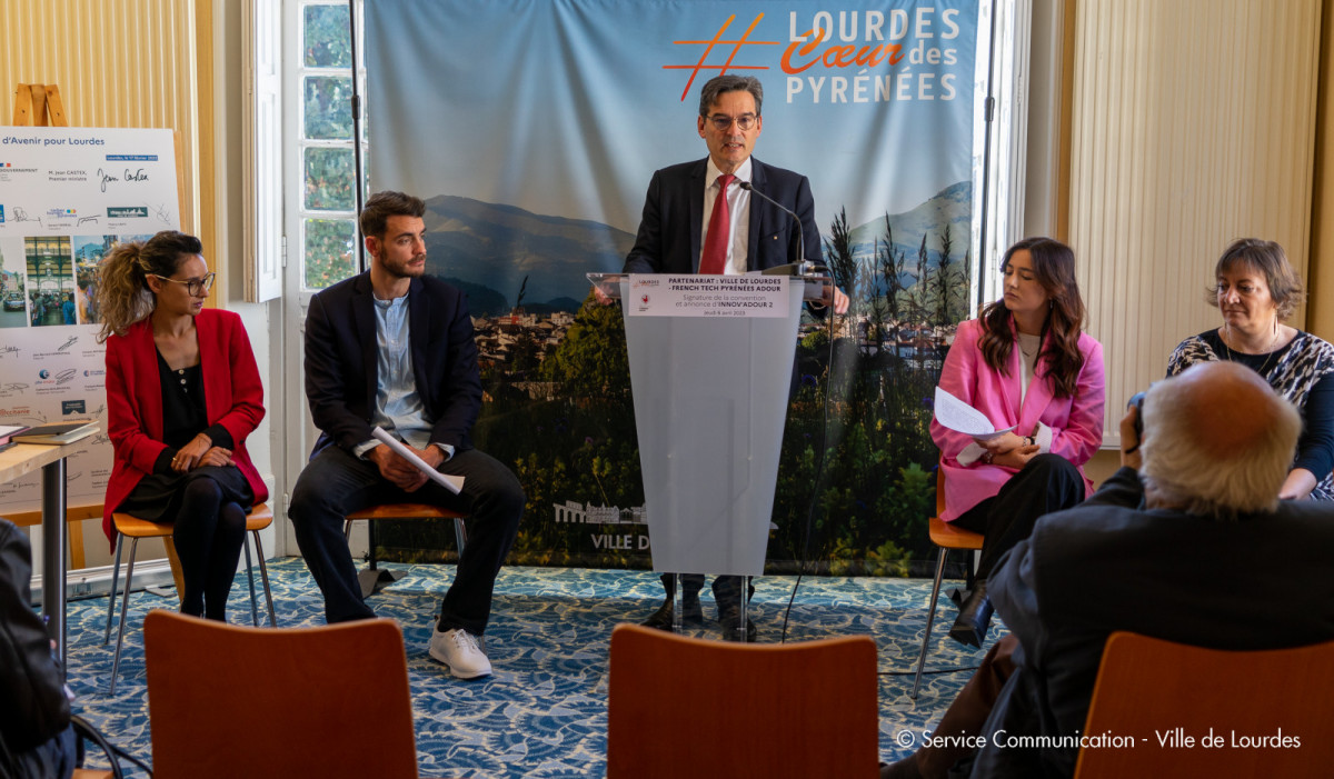 -Signature-Convention-Ville-Lourdes-French-Tech-11