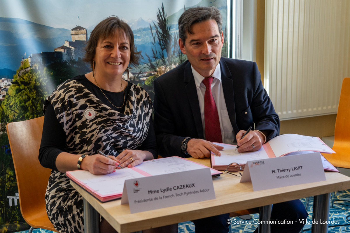 -Signature-Convention-Ville-Lourdes-French-Tech-16