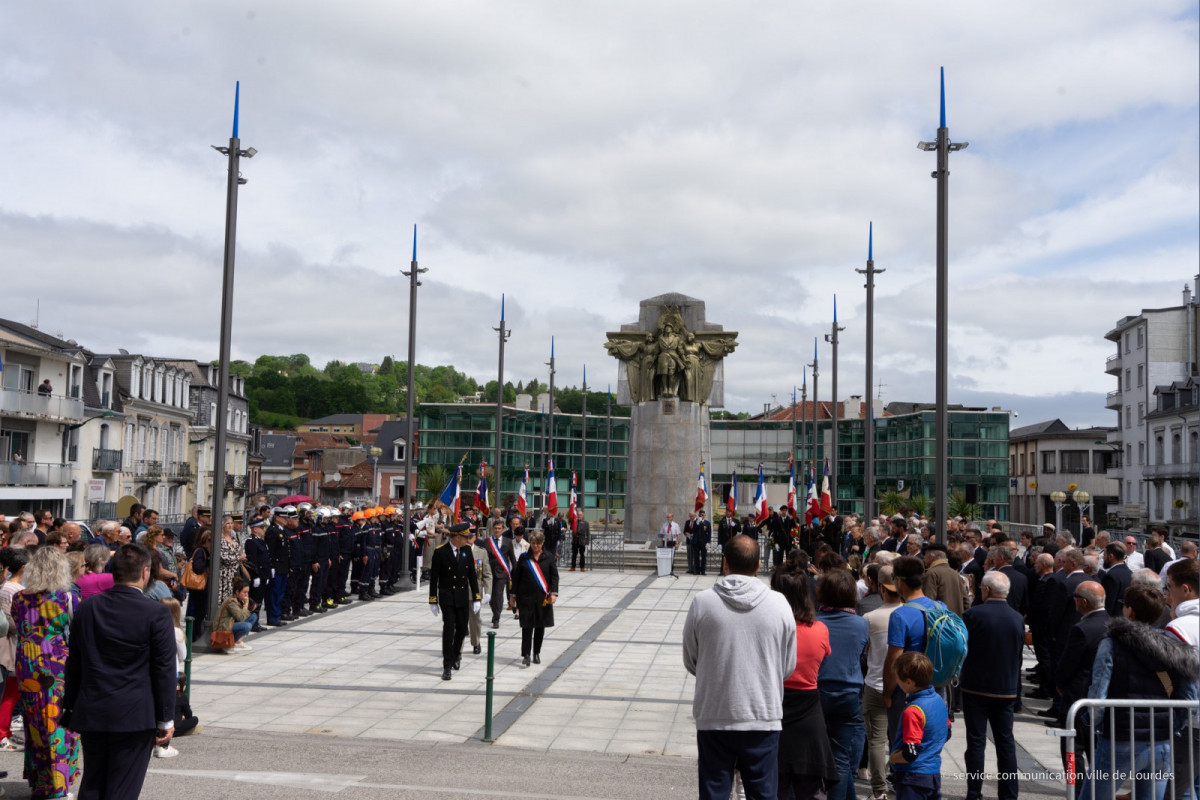 2023-05-08-Reouverture-place-Peyramale--8-mai-108