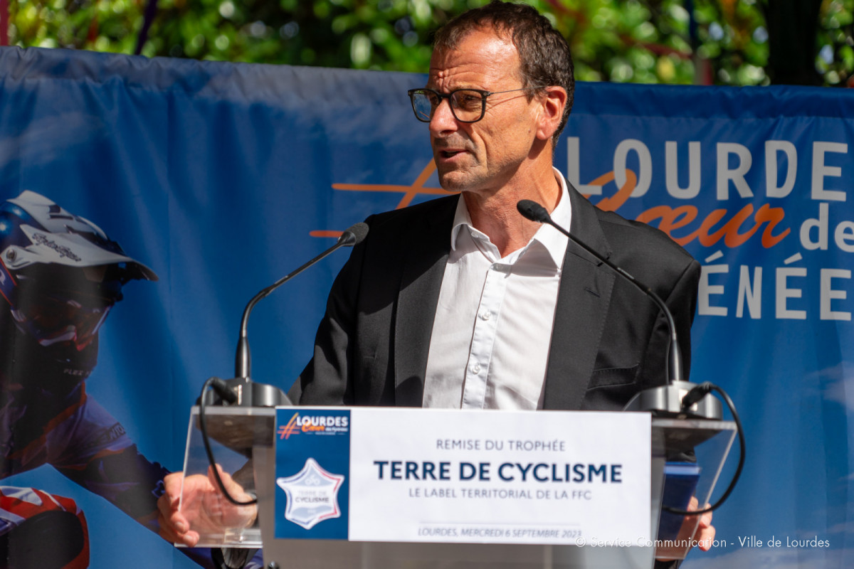 2023-09-06-Remise-Trophee-Terre-de-Cyclisme-3