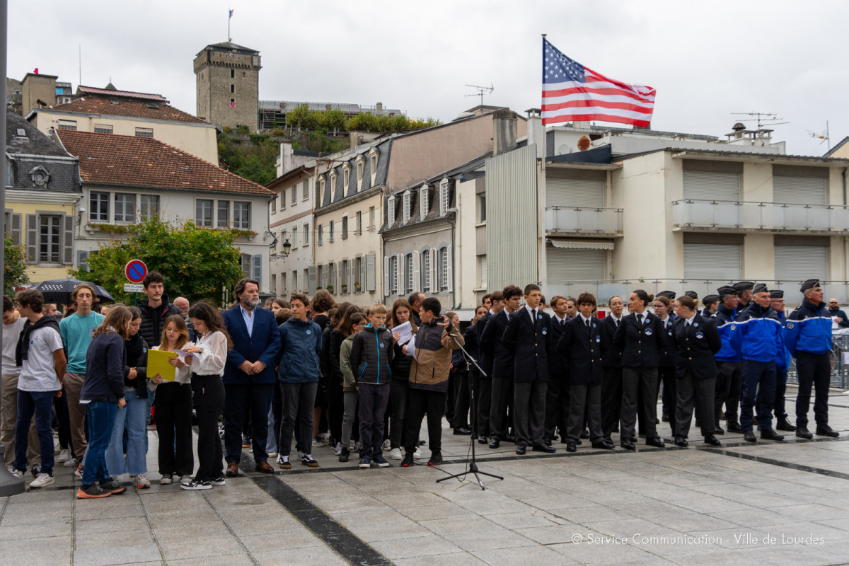 2023-10-20-Ceremonie-Colloque-Passeurs-evades-ONACVG-01