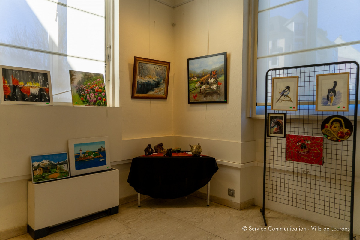 2023-12-18-Vernissage-Exposition-Courbes-et-Couleurs-08