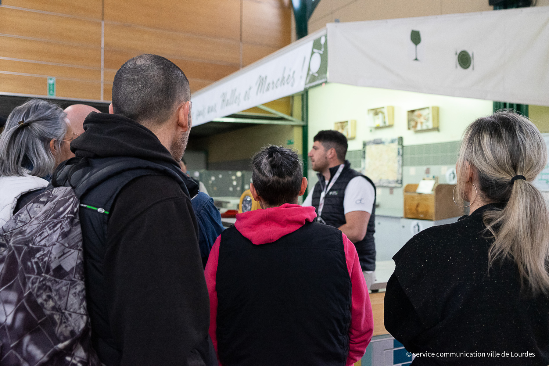 2023-03-23-installation-defibrillateurs-08