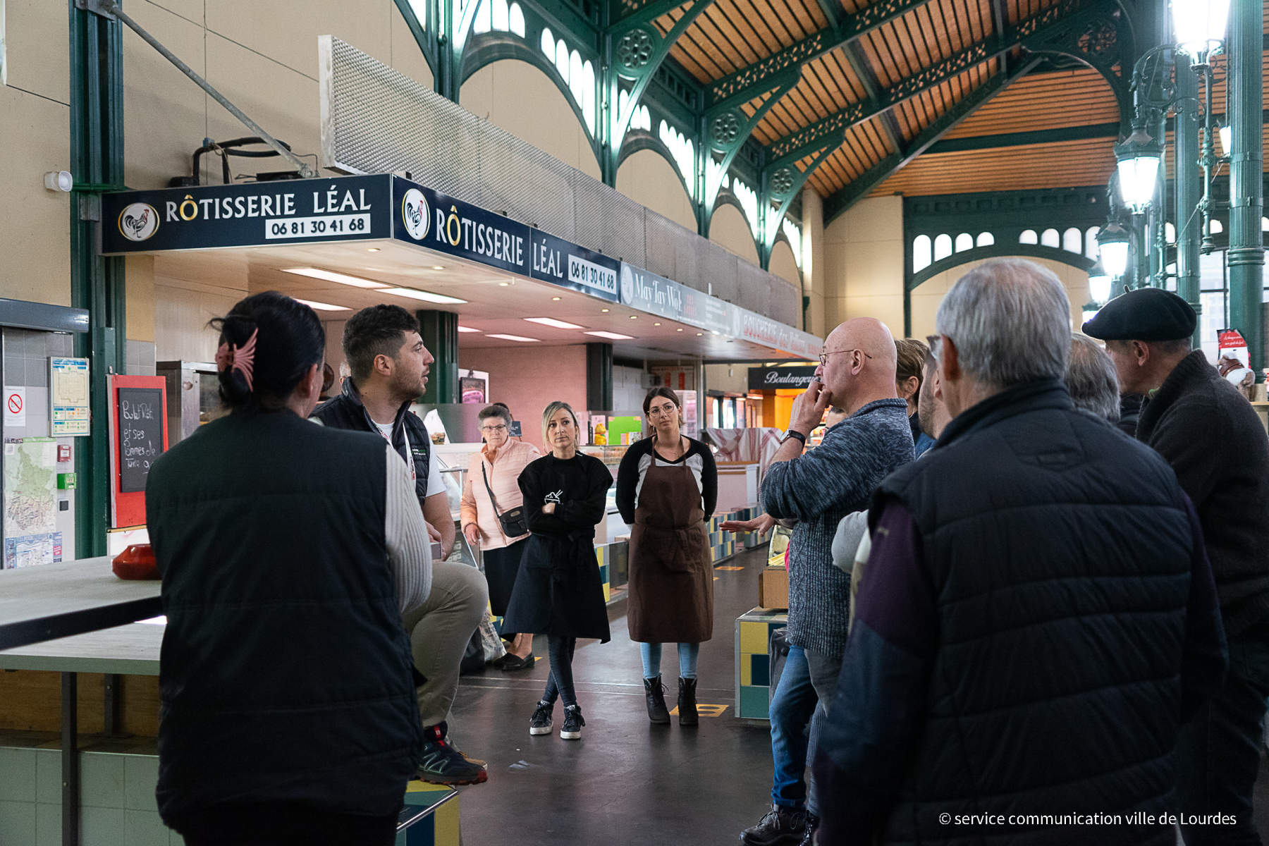 2023-03-23-installation-defibrillateurs-15