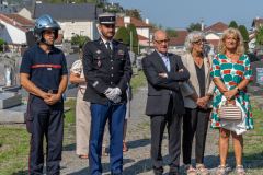 2026-08-19_depot_gerbe_tombe_honore_auzon-03