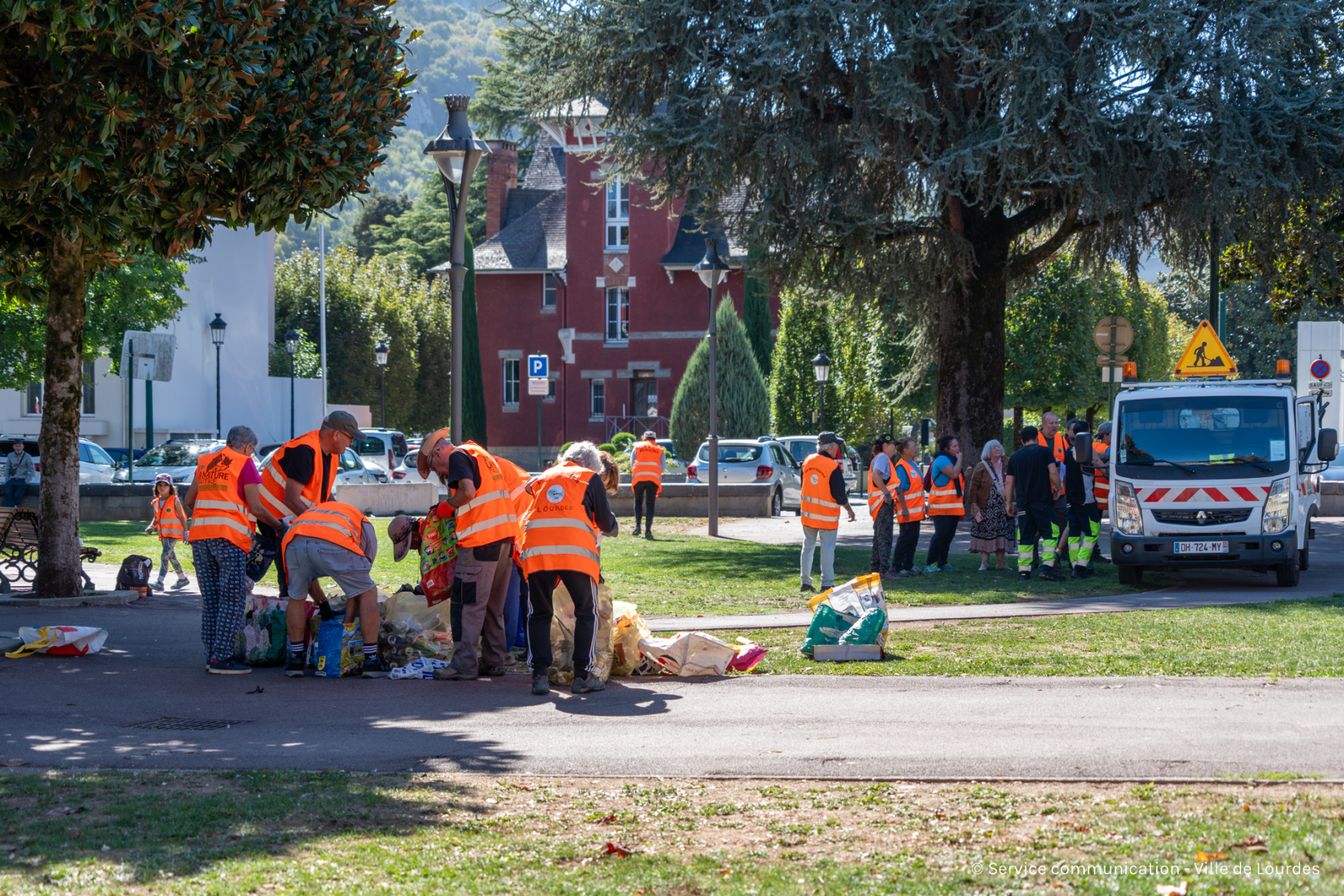 2026-09-19_world_cleanup_day-101