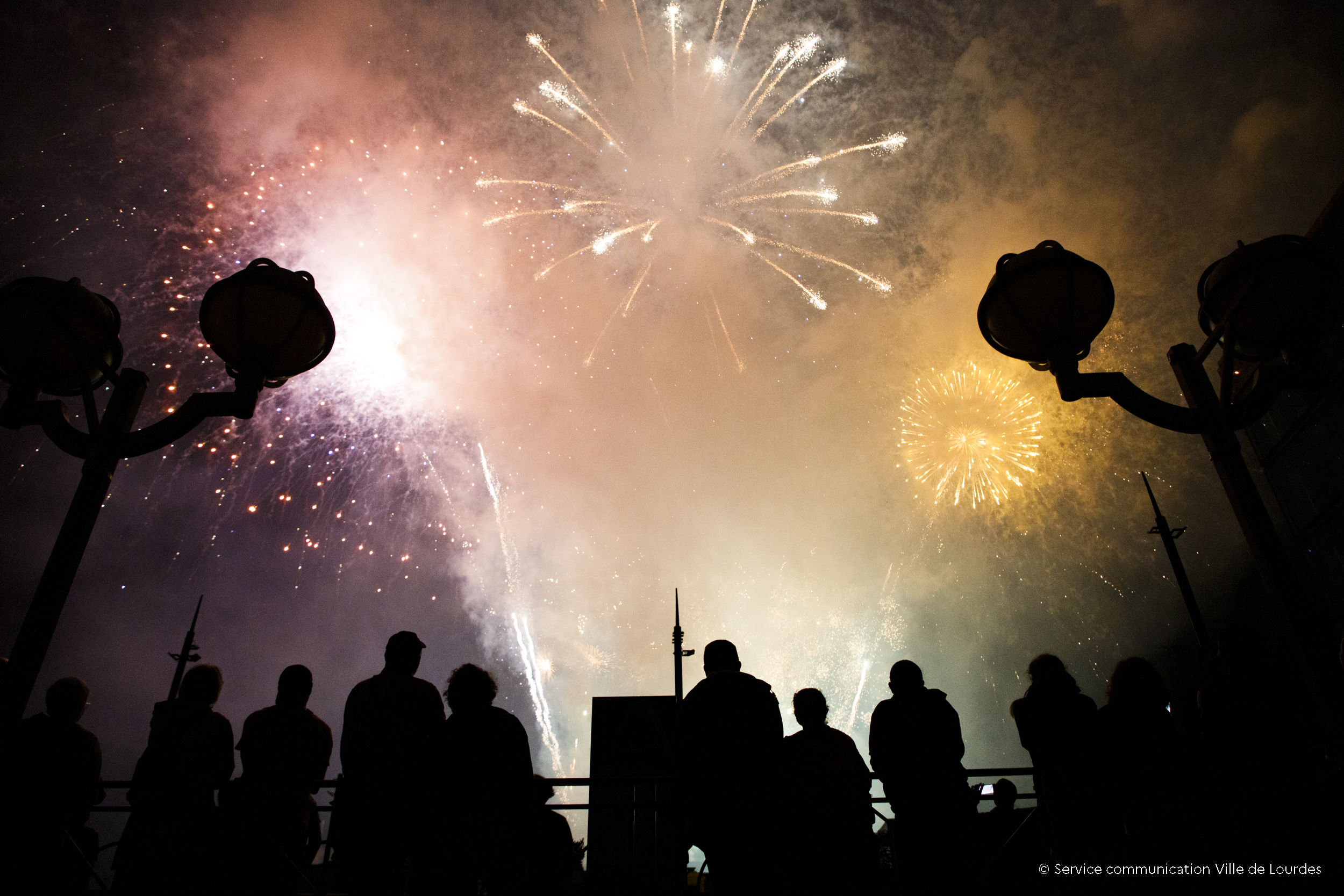 Lourdes célèbre la Fête nationale : bal, feu d’artifice et cérémonie