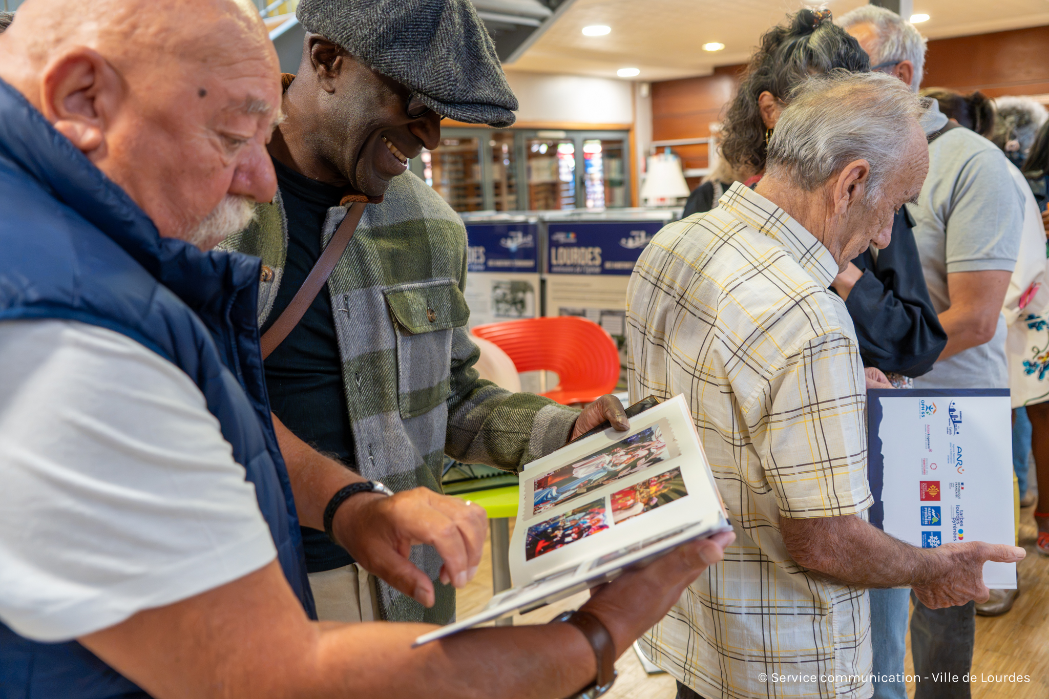 Présentation du livre photos « Souvenirs, souvenirs » – Mémoires des habitants de l&rsquo;Ophite