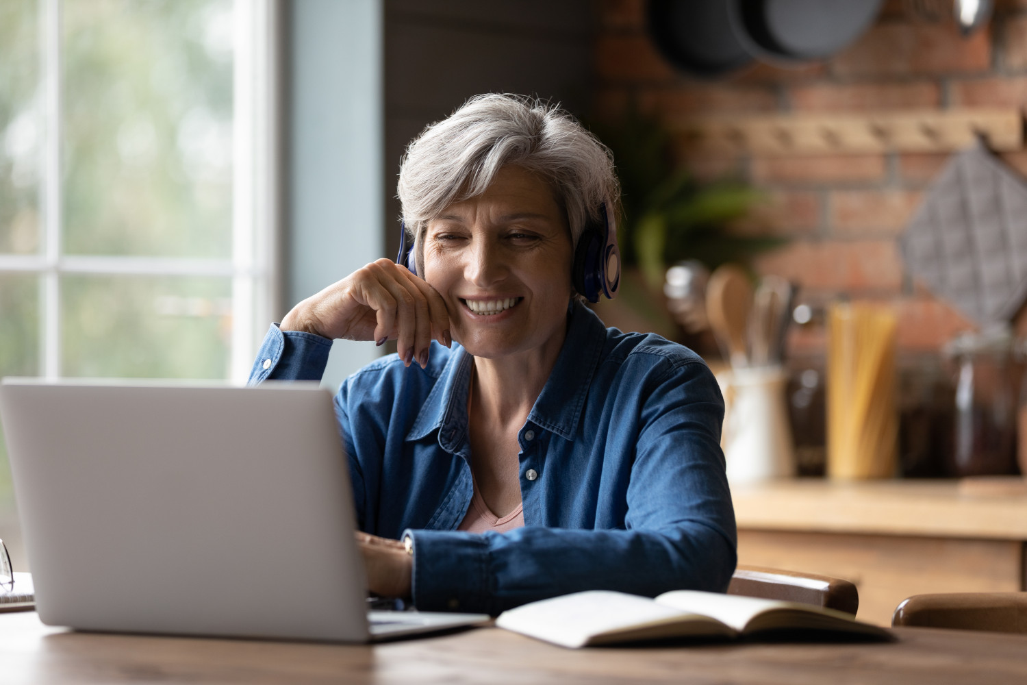 Des conférences en ligne pour les seniors