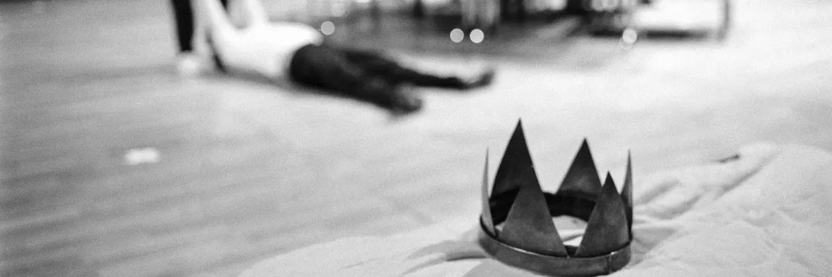 Hamlet, mise en sc&egrave;ne de Thibault Perrenoud