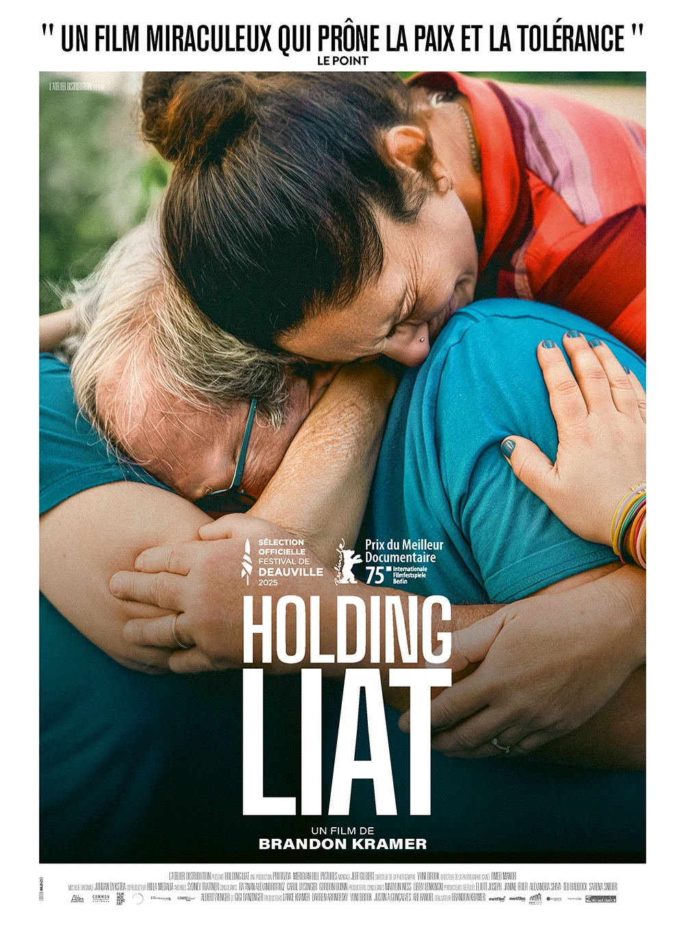 Holding Liat – VOST