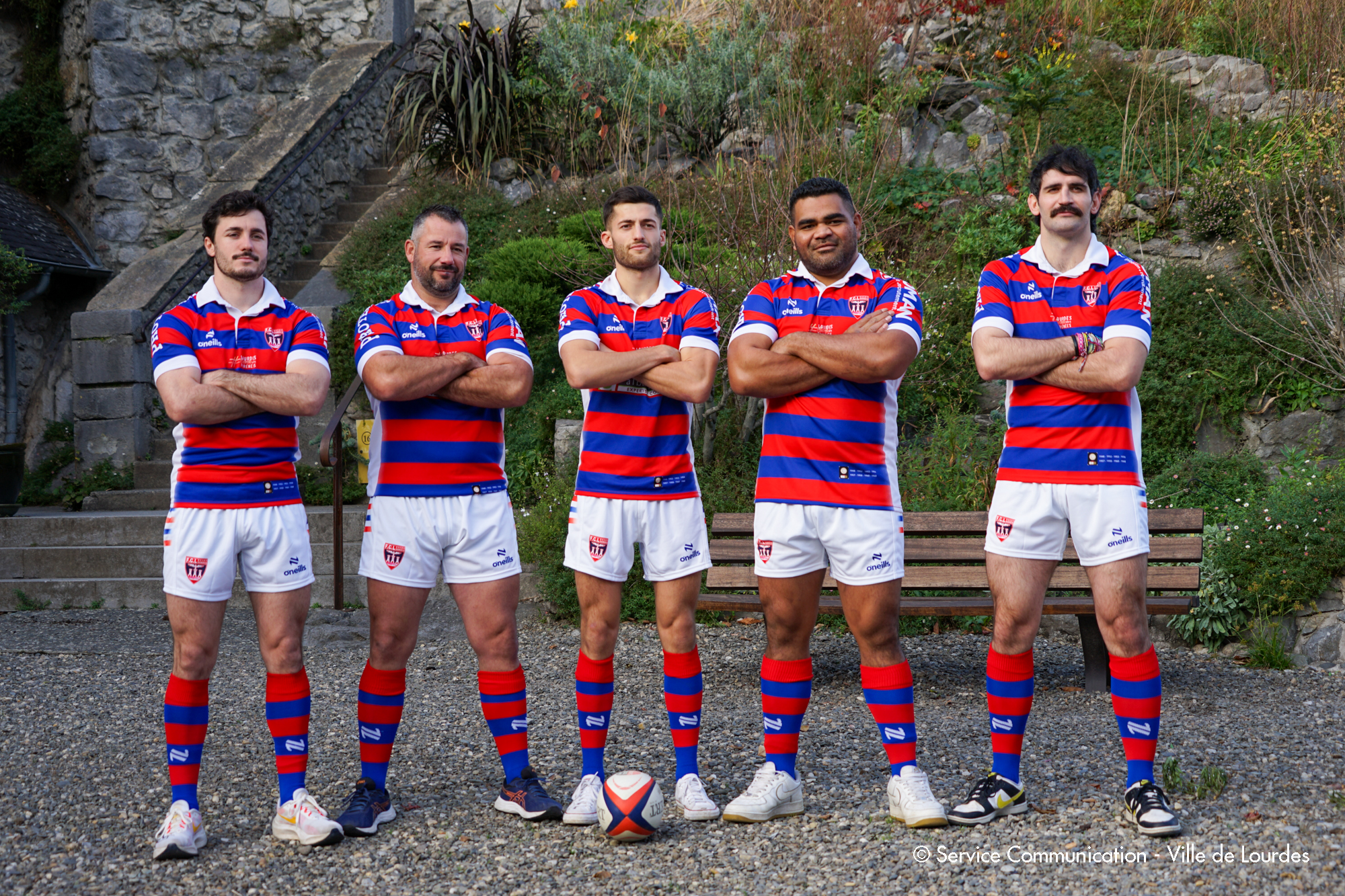 De nouveaux maillots pour le FC Lourdes Rugby !